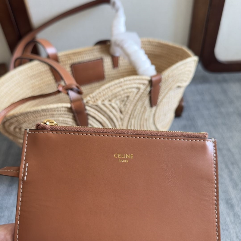 Ce1i*e bucket bags
